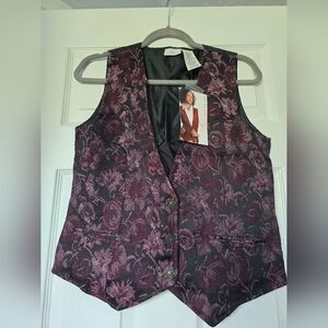 White Stag Burgundy Floral Vest